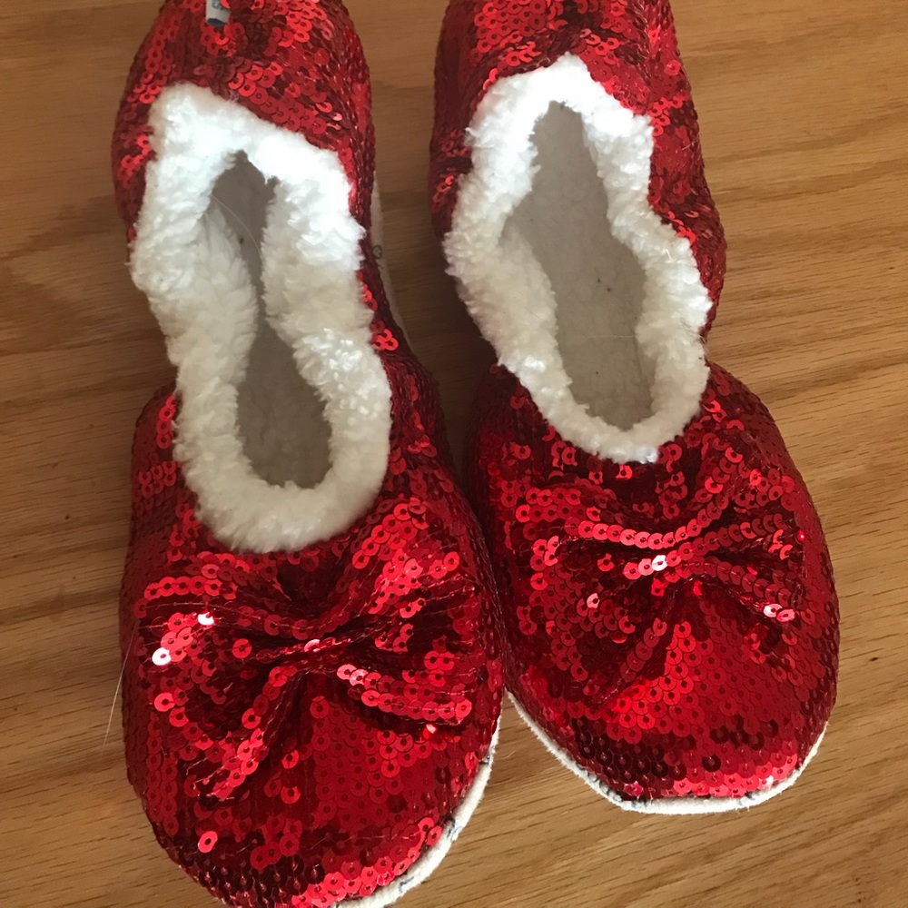 Ruby Red Slippers M NWOT